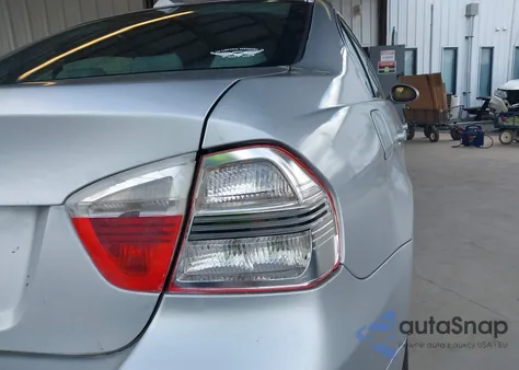 2007 BMW 335I z USA, uszkodzony, nr VIN WBAVB73507VF53731